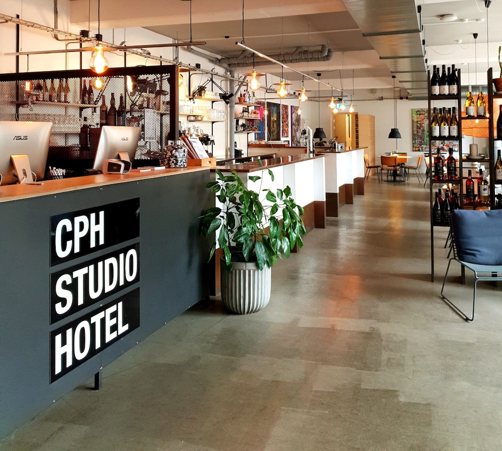 CPH STUDIO HOTEL 57/82