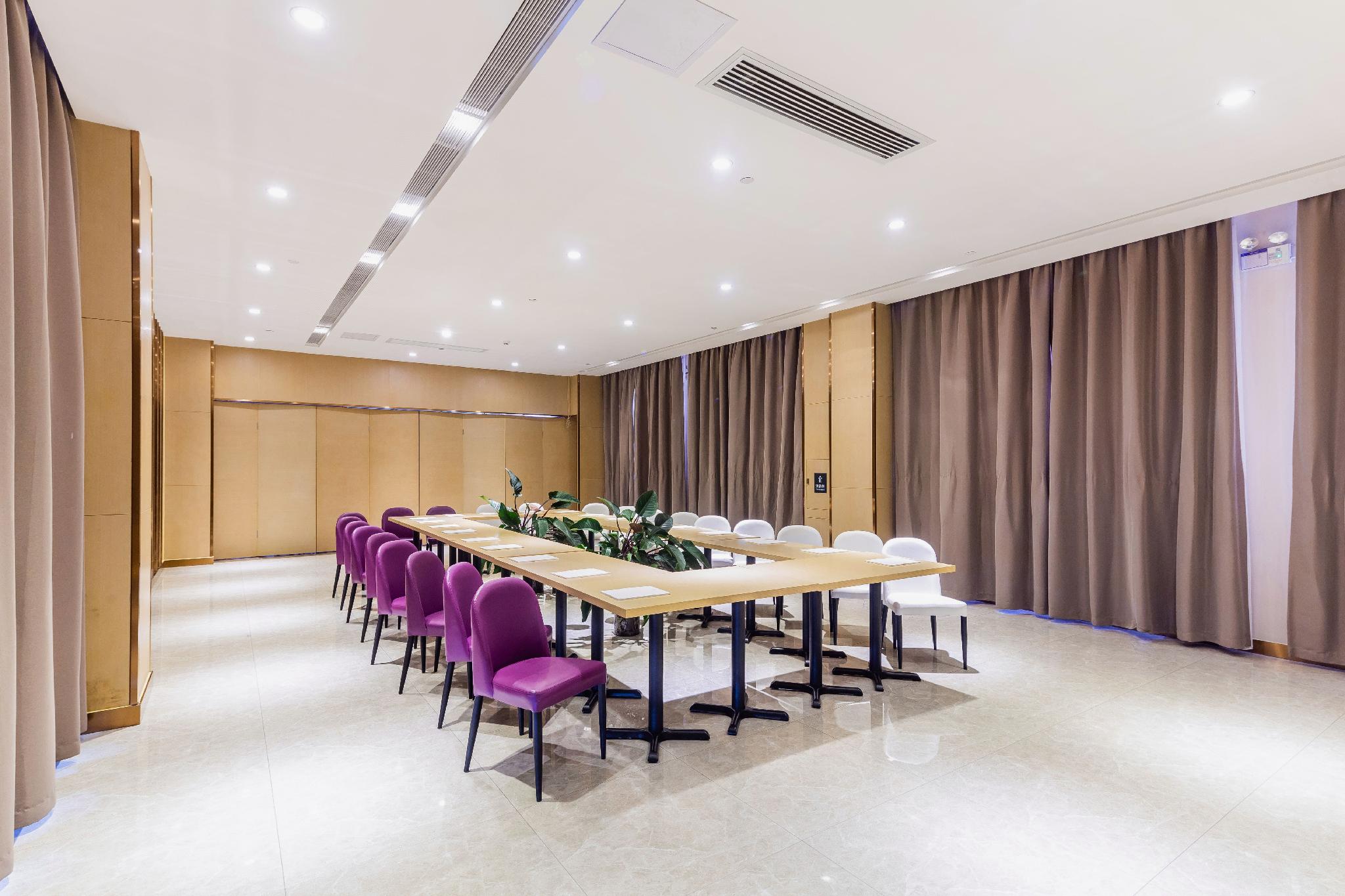 Lavande Hotel (Shenzhen International Convention and Exhibition Center & Shajing Jingji Baina) 25/29