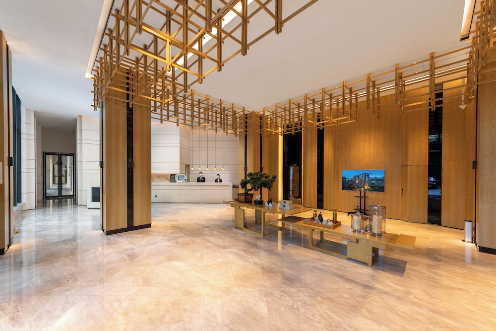 Shenzhen Fy Hotel 7/48