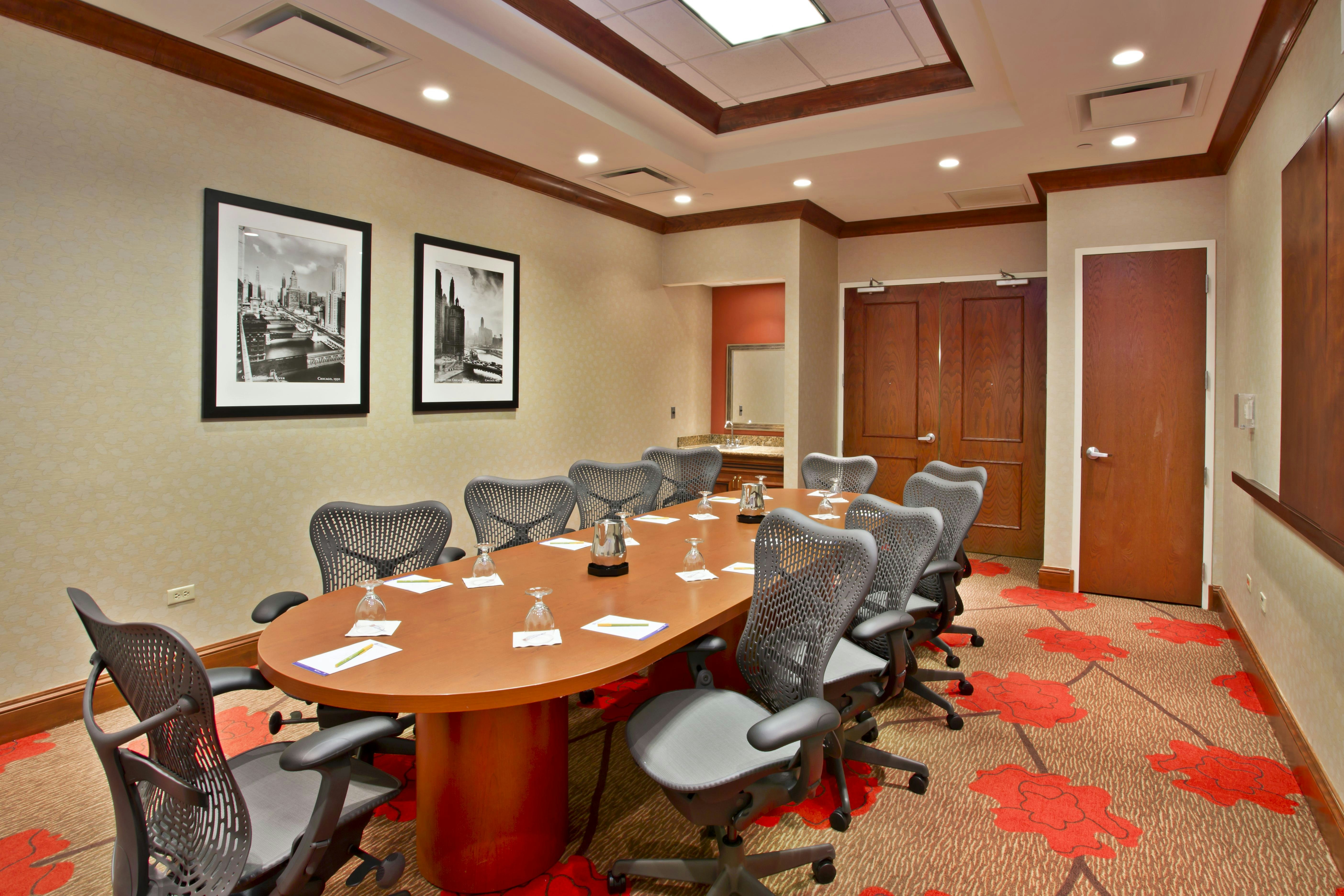 Hilton Garden Inn Chicago/Midway Airport 34/41