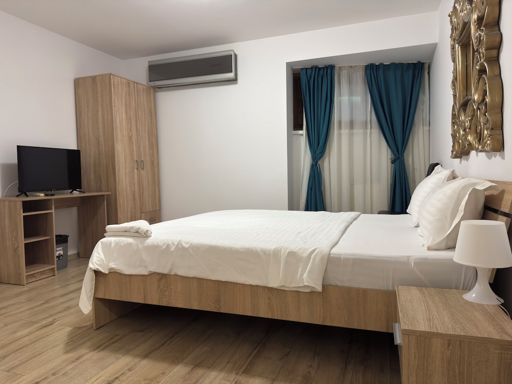 Monte Carlo Palace Rooms 39/58