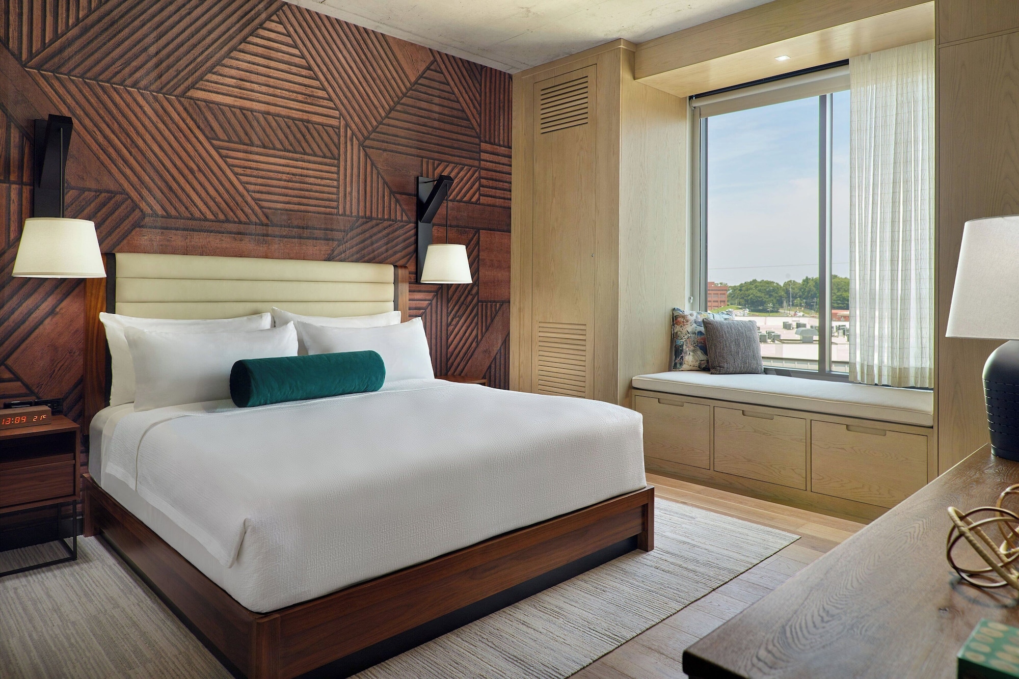 1 Bedroom, Suite, King Bed