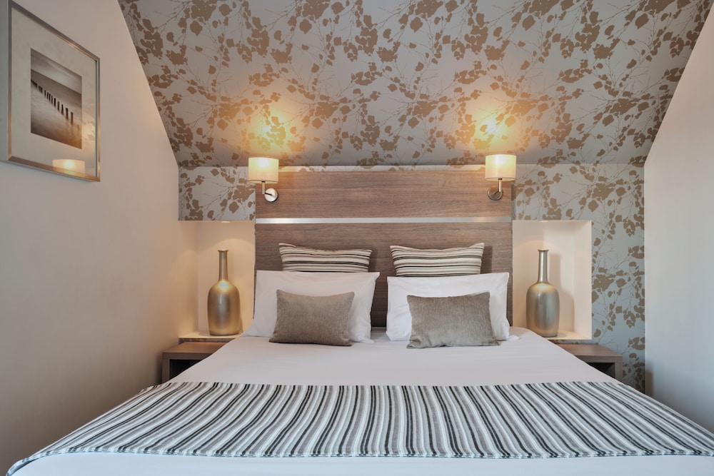 LOGIS BEAUJOIRE HOTEL 7/37