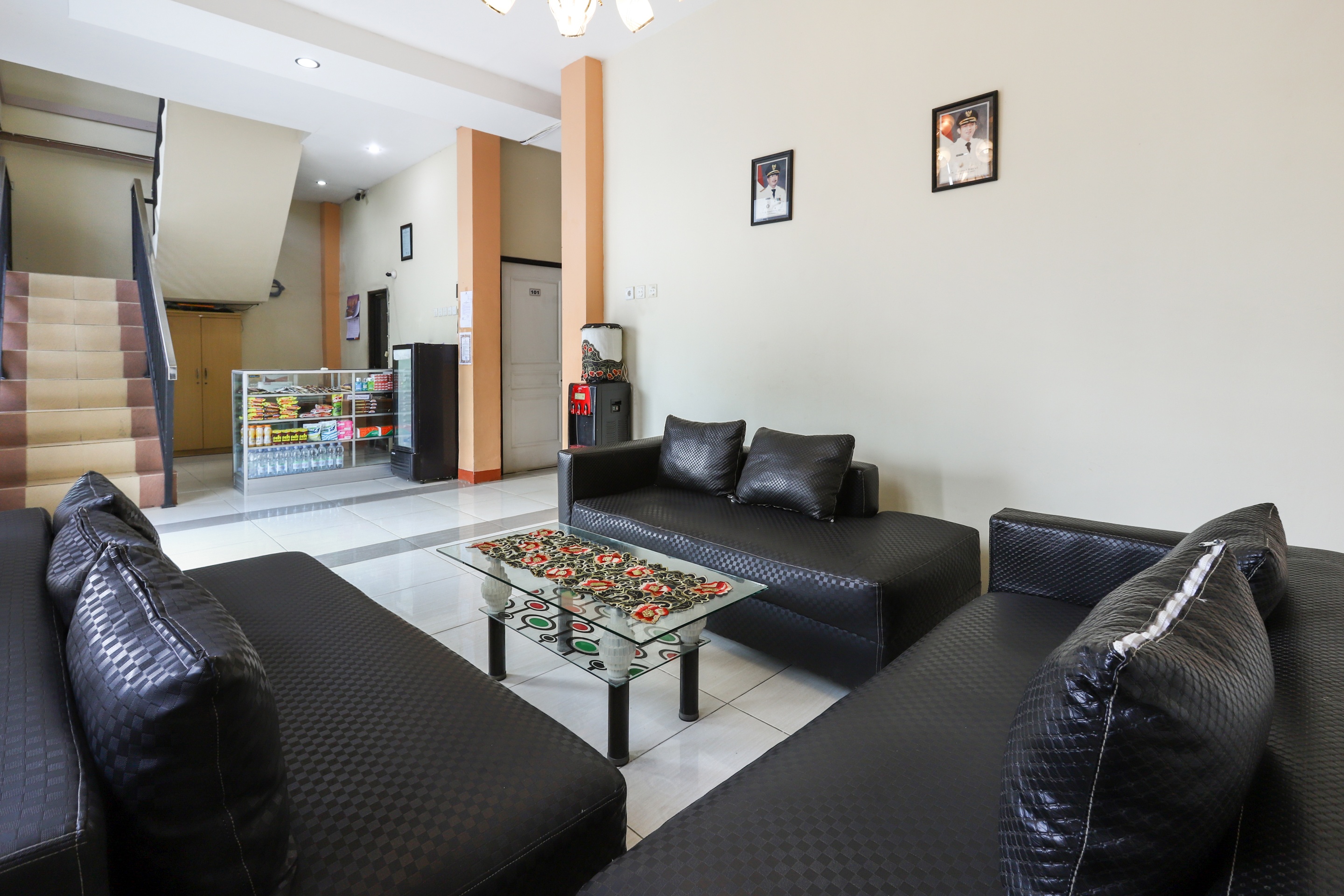 OYO 3802 Wisma Cahaya Abadi 20/31