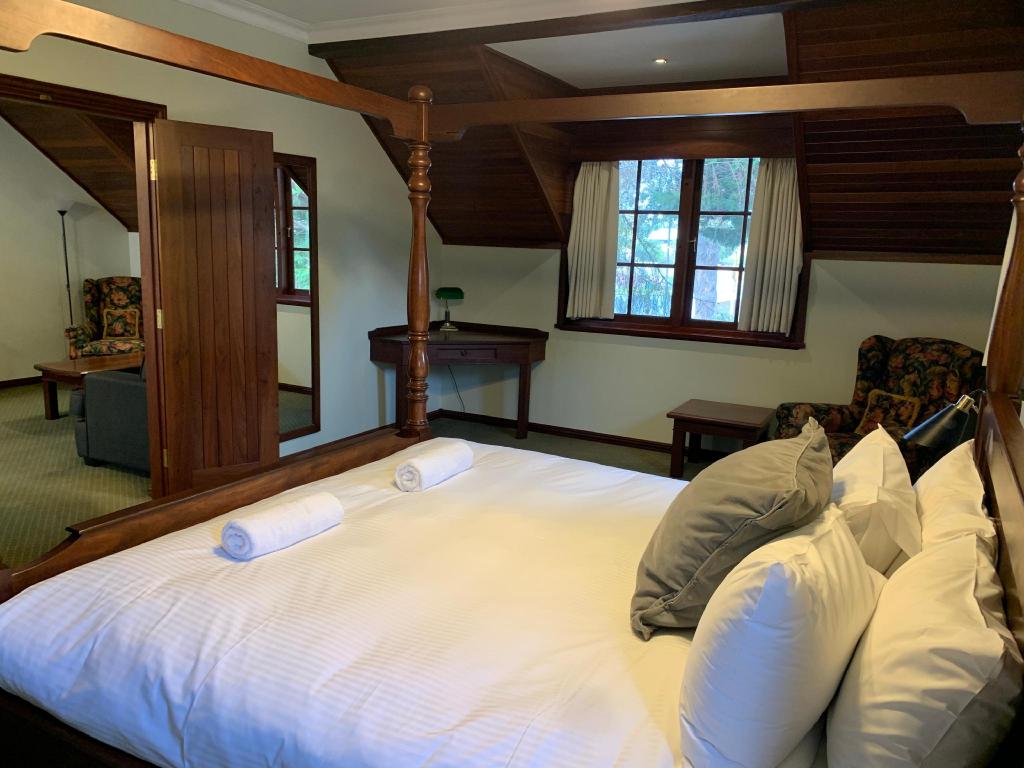 Spa, Suite, King Bed