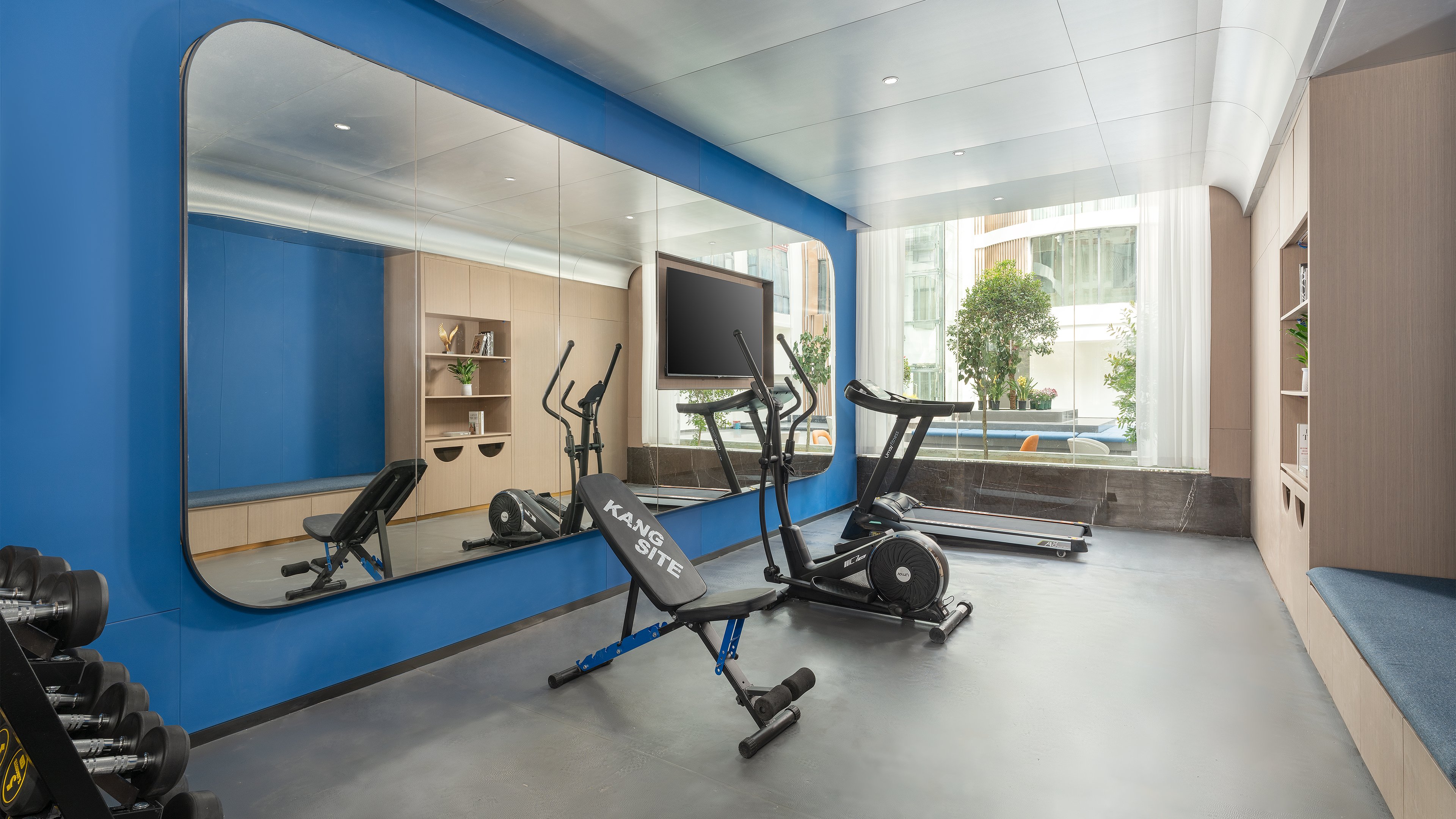 Holiday Inn Express Shangri-La 24/41