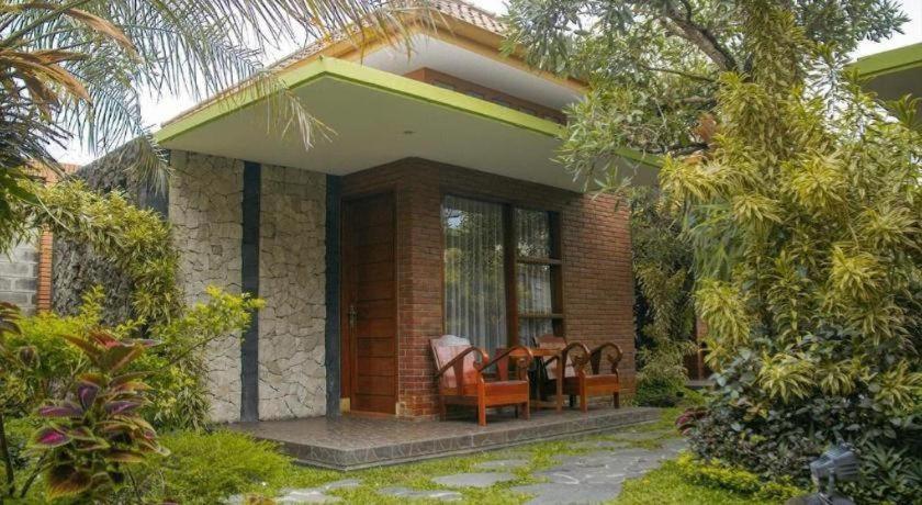 Rumput Resort & Resto 2/34