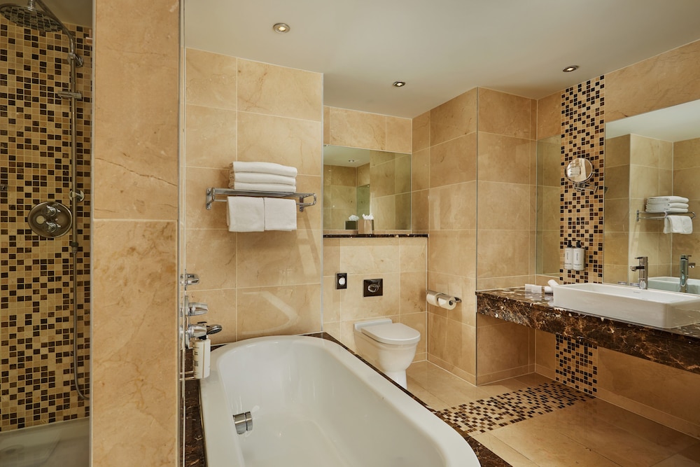The Gateway Hotel Dundalk 49/50