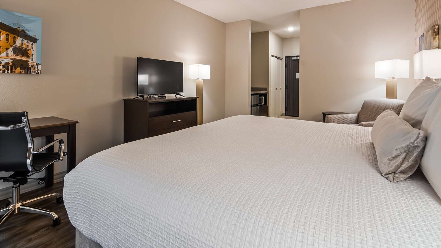 غرفة بسرير كينج، Best Western Plus Saint Peter 2/7