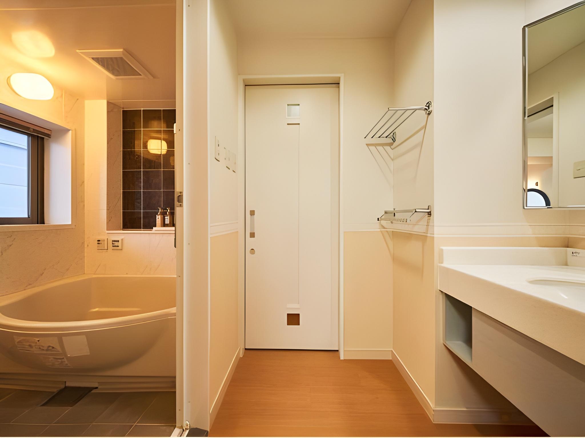 Room, Double Bed, Hot Tub, West Wing