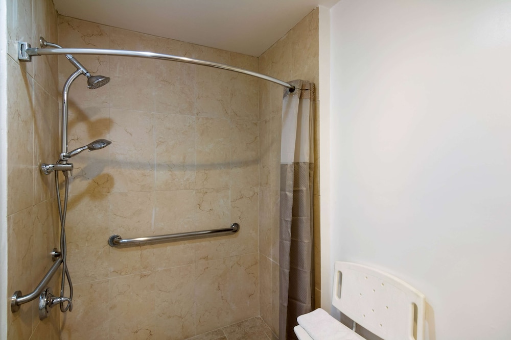 Motel6 Monterey Park, CA 46/47