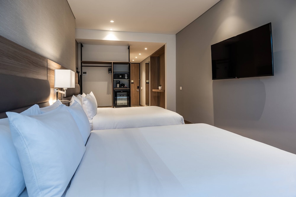 AC Hotel by Marriott Bogota Zona T 19/59