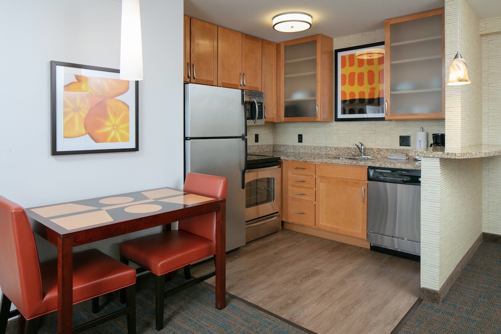 Residence Inn By Marriott Lincoln South 33/40
