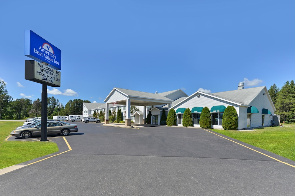 Americas Best Value Inn Tahquamenon Country 3/30
