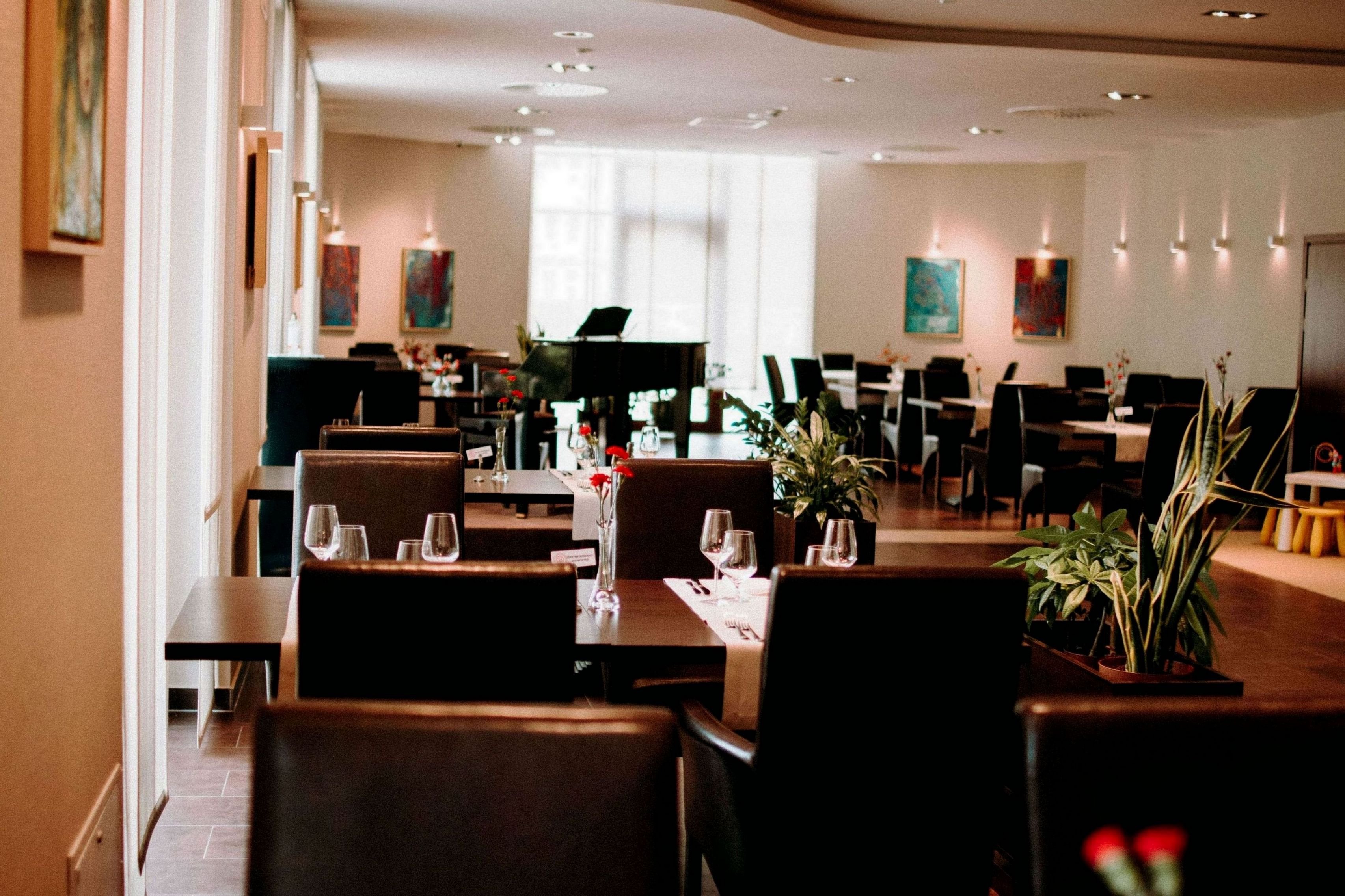 Ruben Hotel 7/8