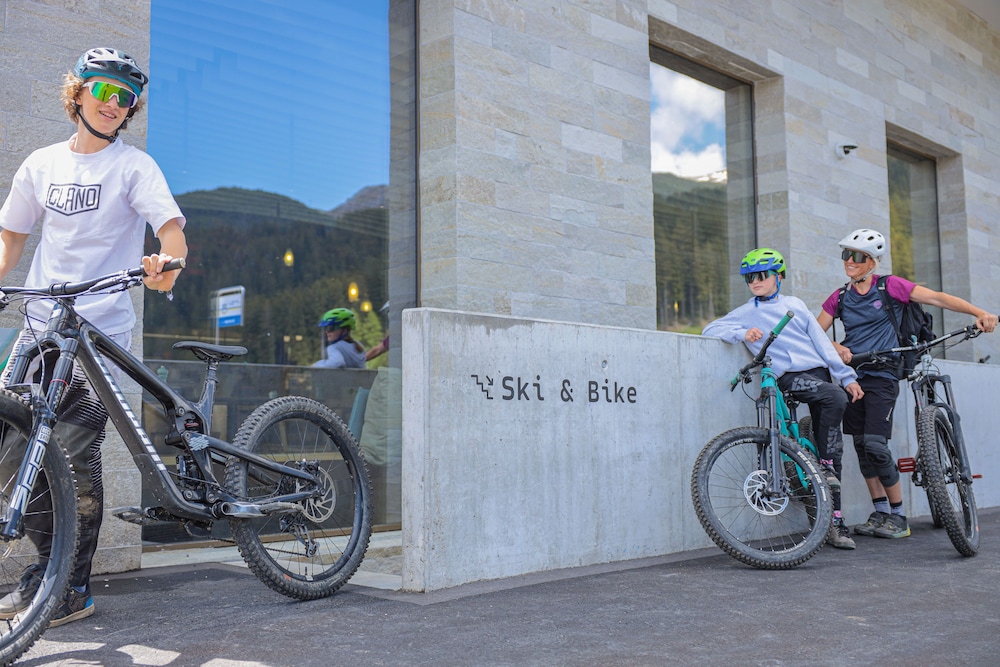 Hotel AVES Homebase Arosa 24/50