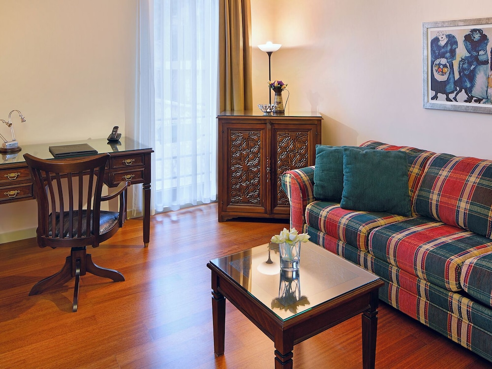 Galateia Residence 28/50