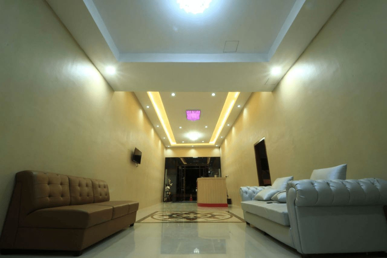 Hotel Grand Royal 6/11
