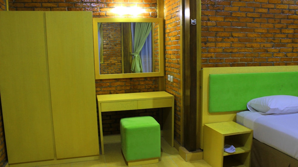 Jambuluwuk Convention Hall And Resort Puncak 26/56