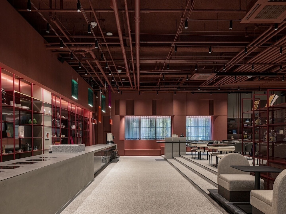 Ramada Plaza by Wyndham Chungjang 5/25