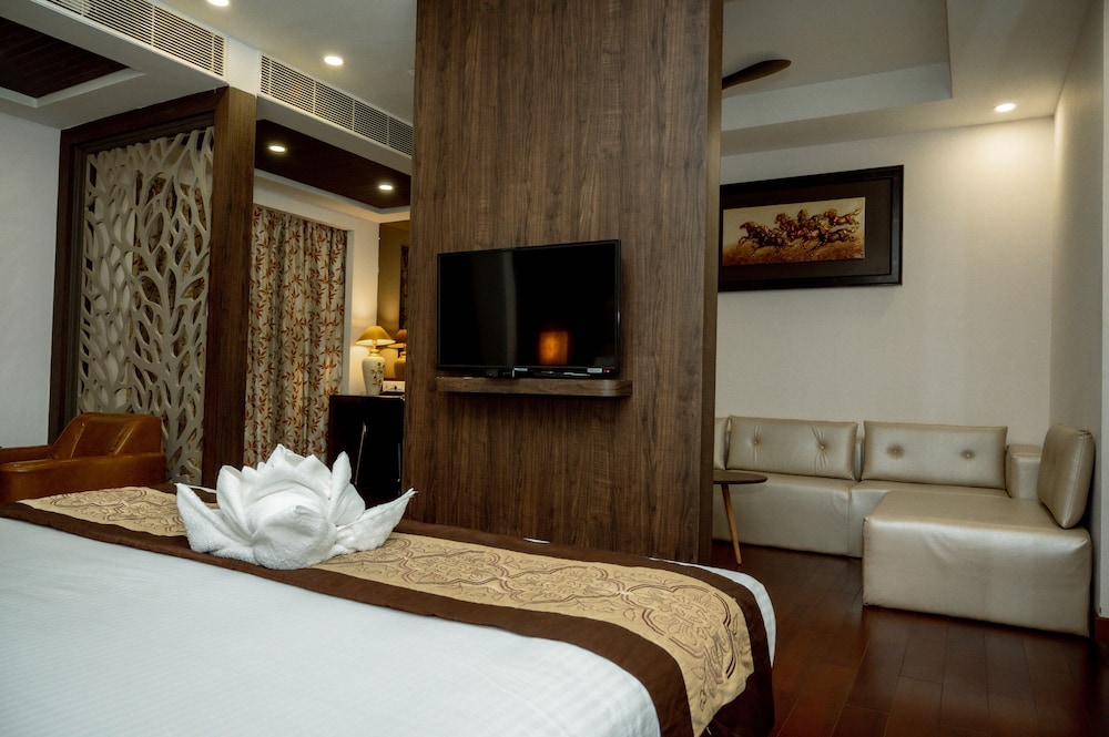 Hotel Mansha Regency 6/50