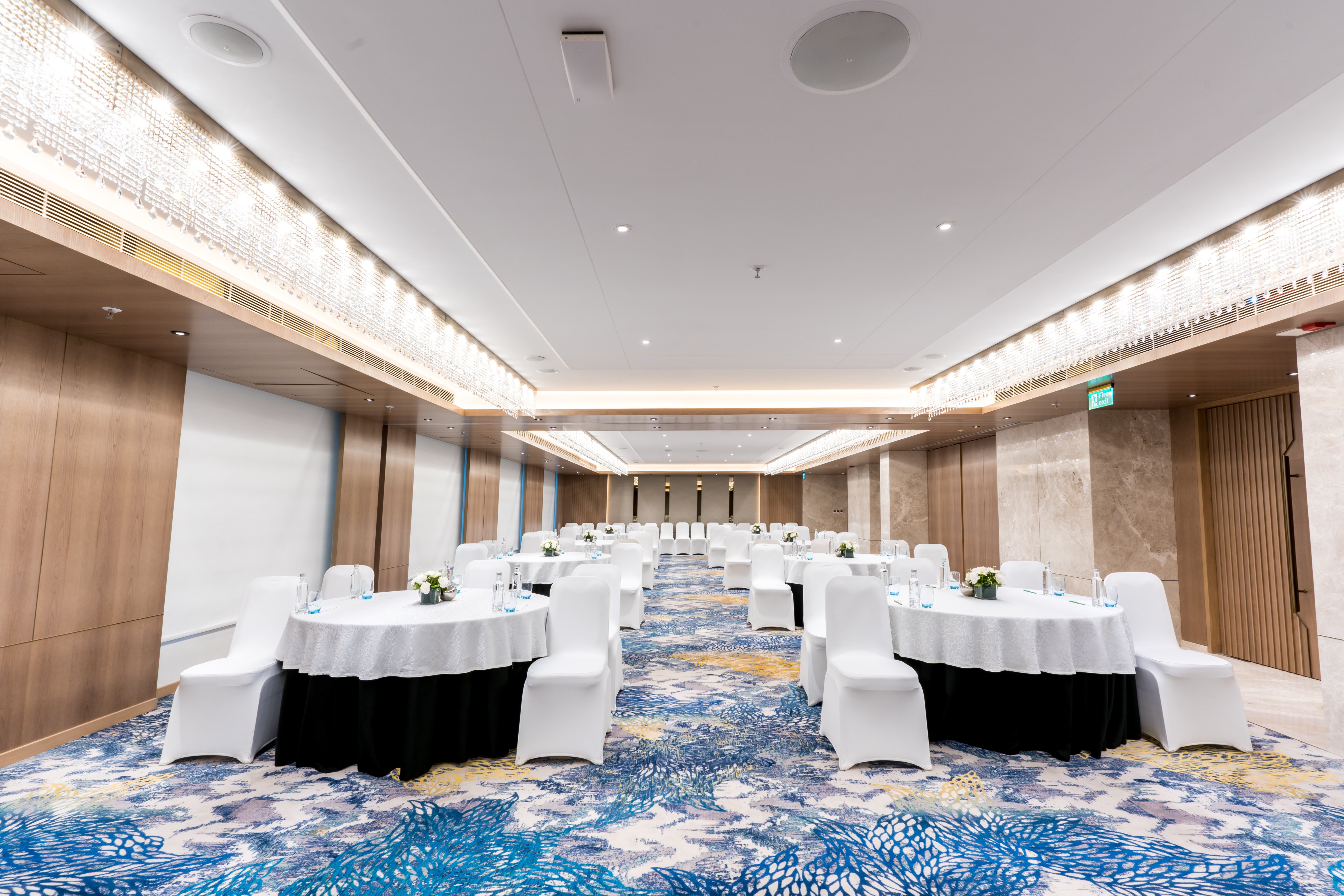 Holiday Inn Lucknow Airport 45/54