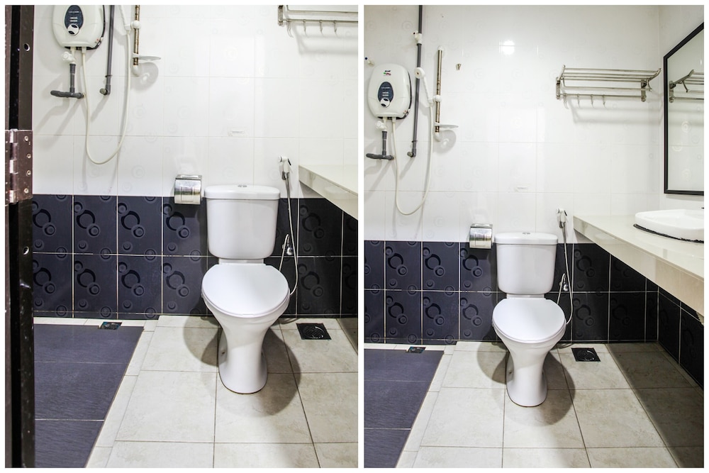 OYO 89539 Hotel Siswa 32/32