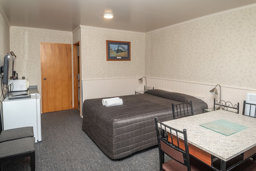 Te Anau Top 10 Holiday Park 35/58