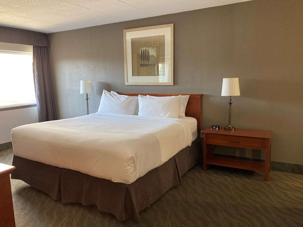 Best Western North Bay Hotel and Conference Centre 10/48