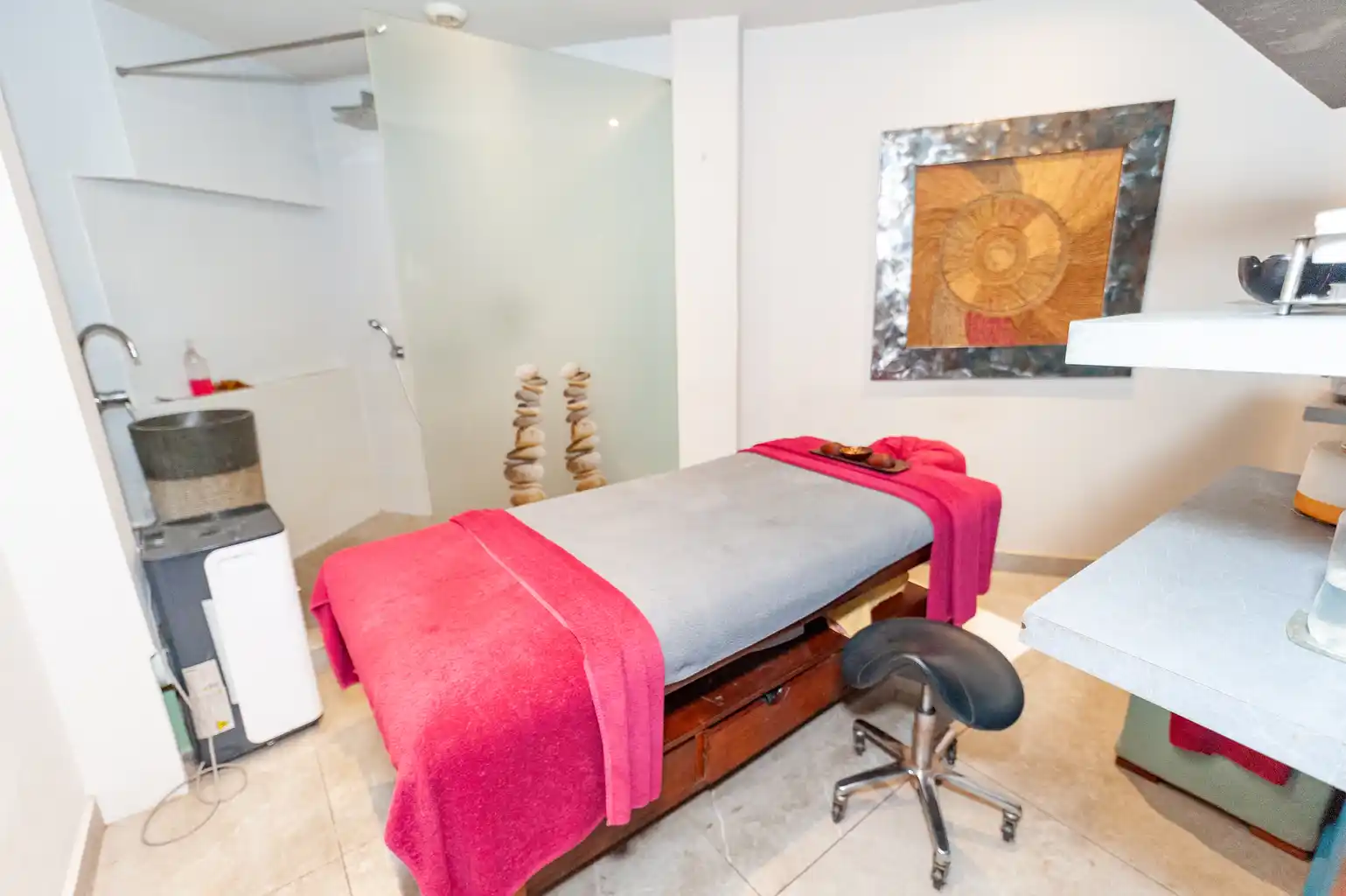 Le Louvre Hotel & Spa 10/14