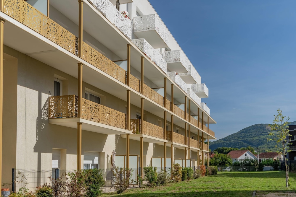 Quality Aparthotel Grenoble Sud photo4