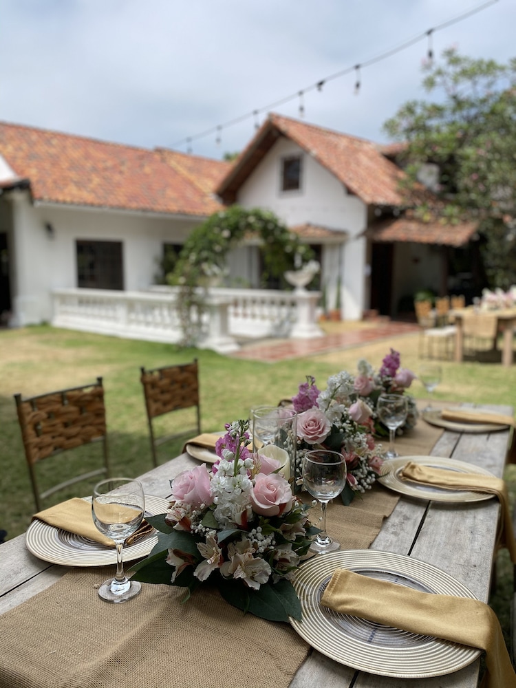 Nazu House Bed Breakfast 54/69