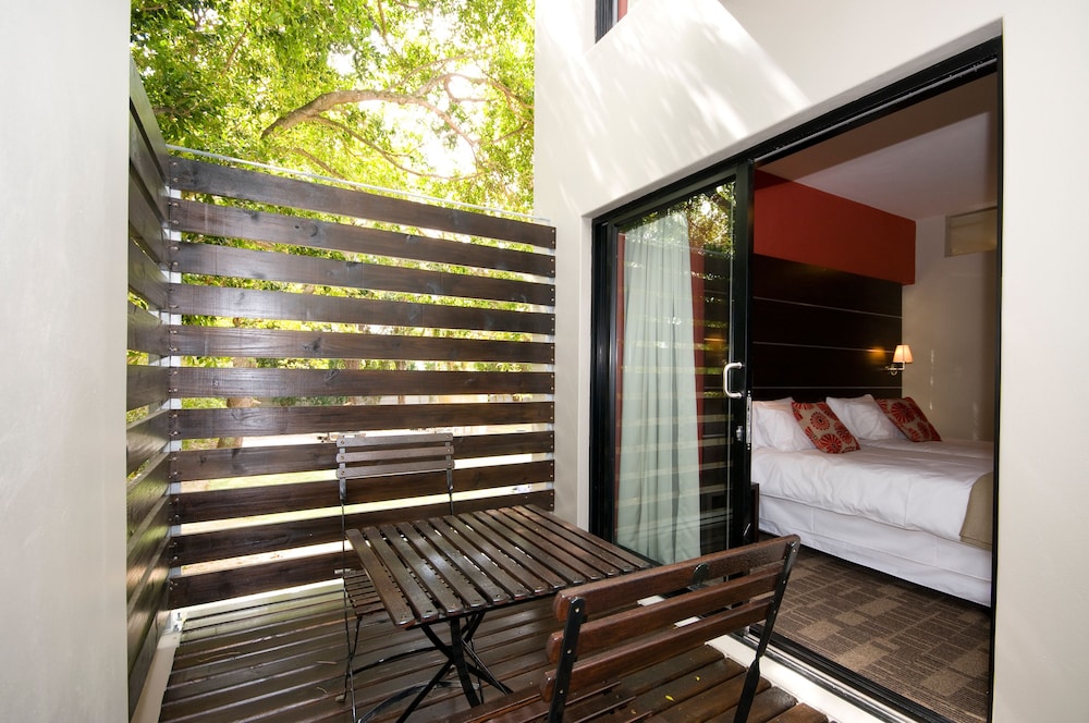 The Hub Boutique Hotel 16/38