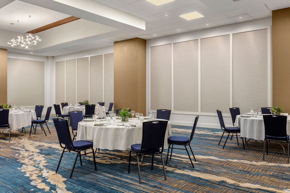 Delta Hotels by Marriott Bristol 37/48