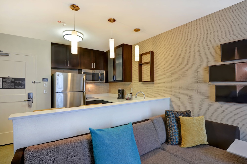 RESIDENCE INN JACKSON THE DISTRICT AT EASTOVER 3/63