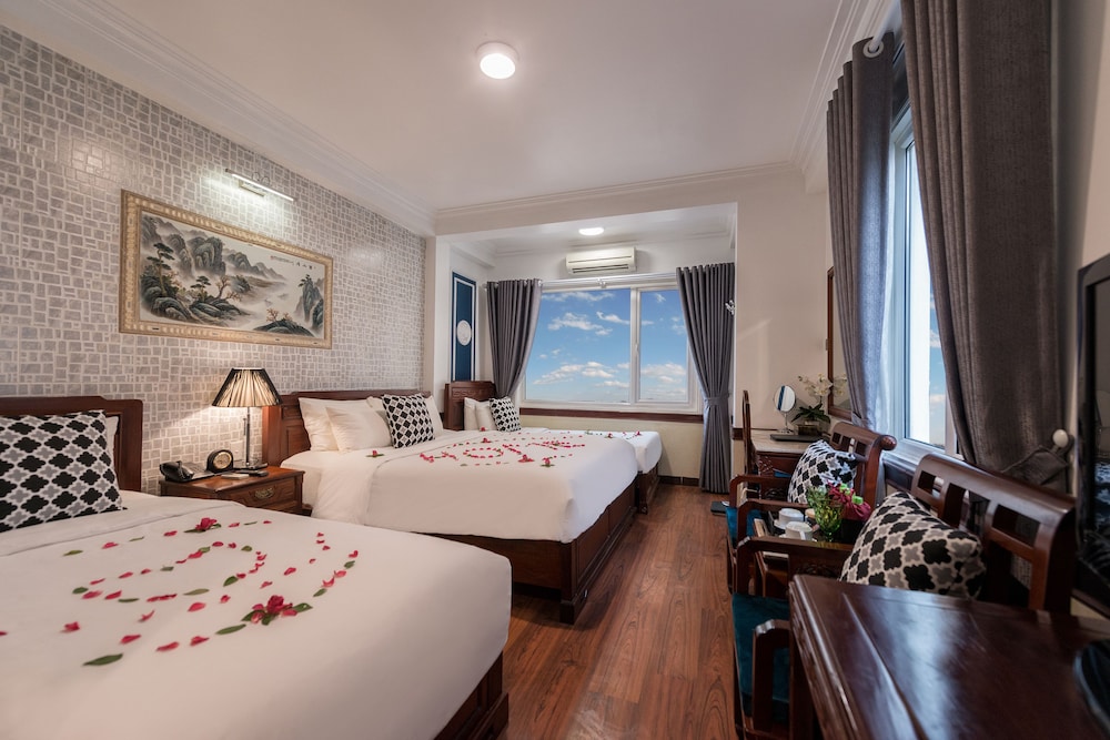Prince Ii Hotel 16/56