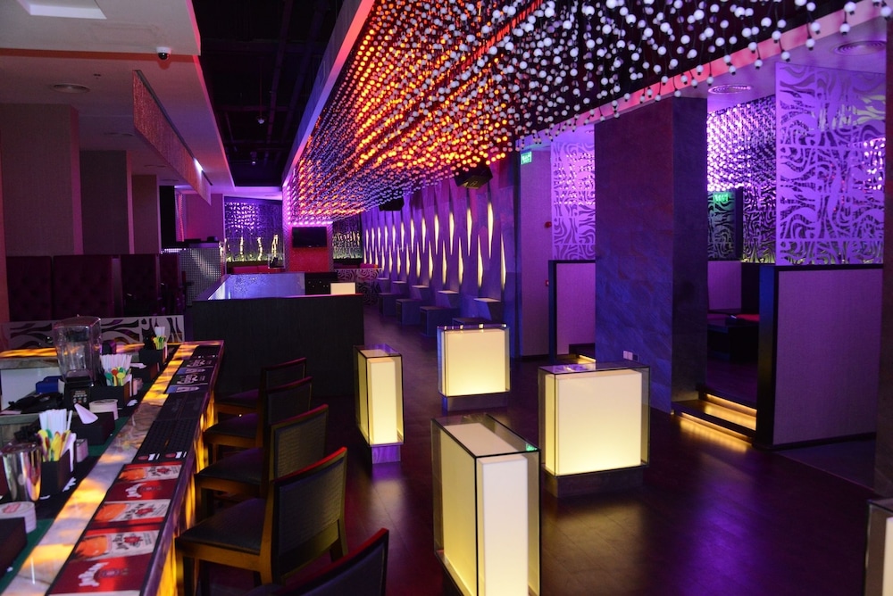 Ramee Rose Hotel 43/54