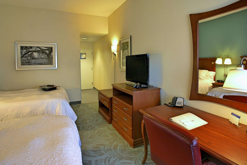 Hampton Inn Natchitoches 25/50