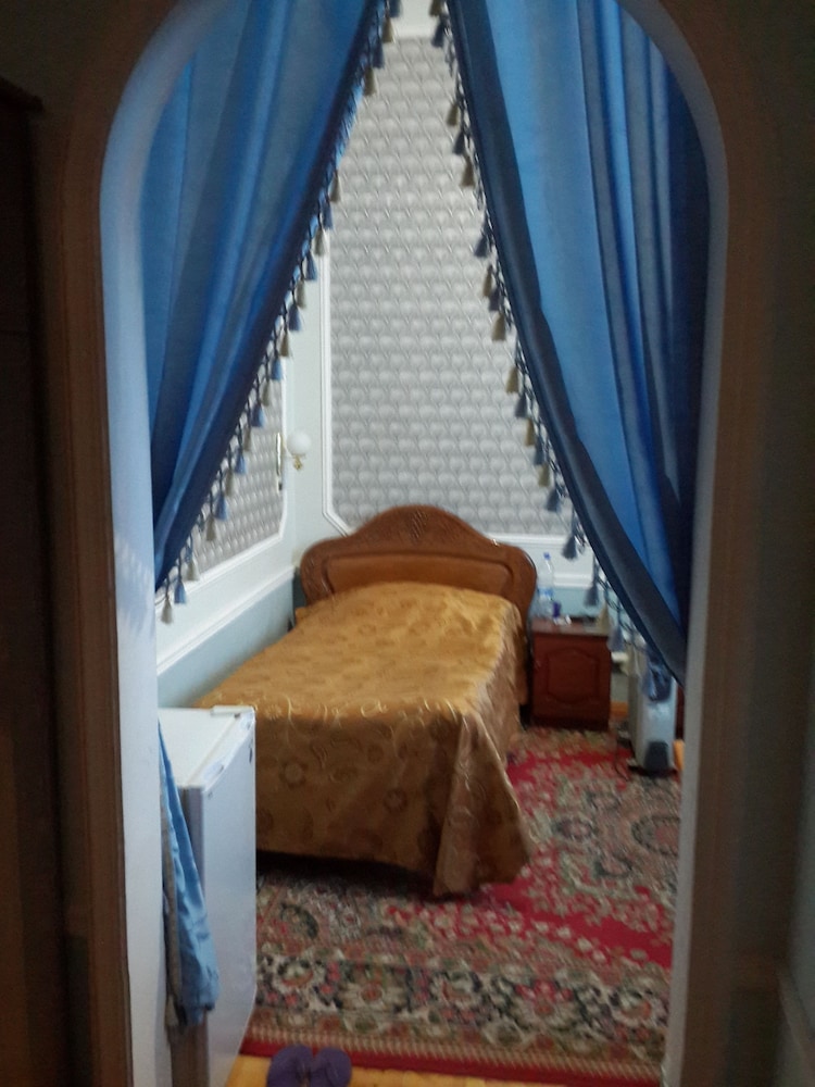 Islambek Hotel 14/40