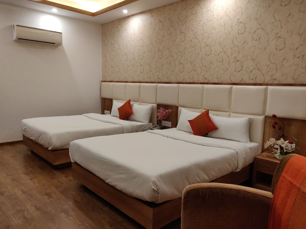 Hotel Yelchiko 6/23