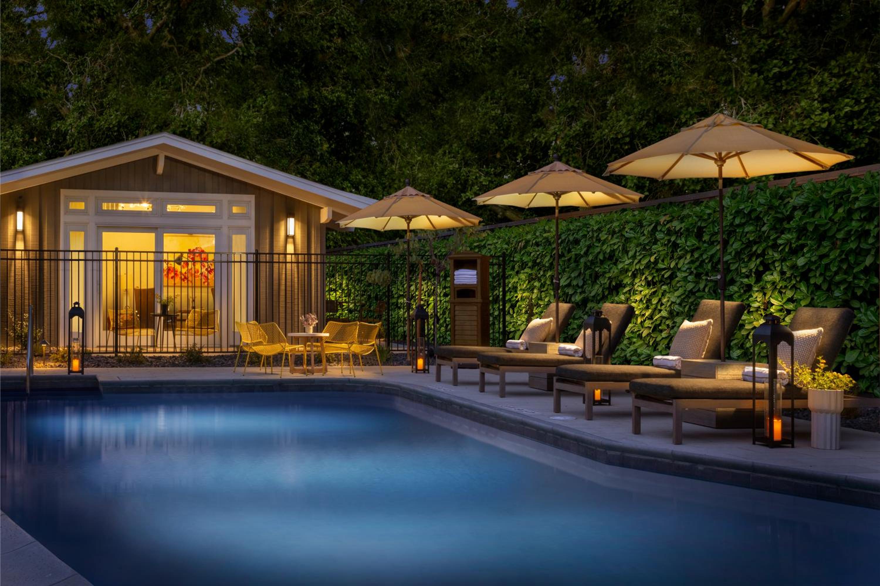 The Cottages Hotel 9/39