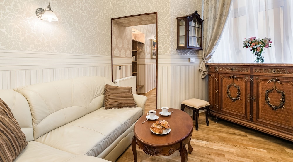 Exclusive Royal Apartments 18/34