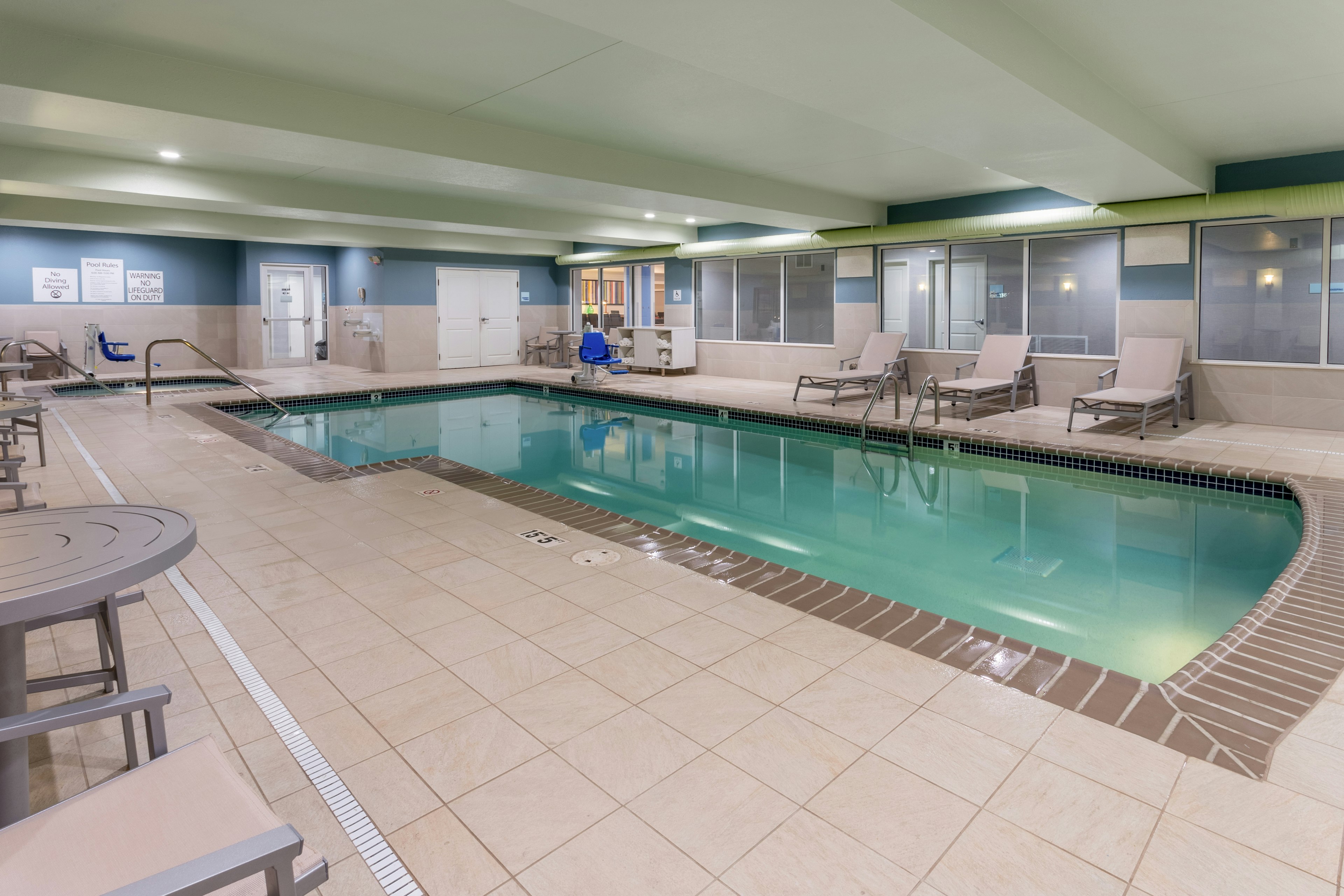 Holiday Inn Express Hotel And Suites Vandalia 43/78