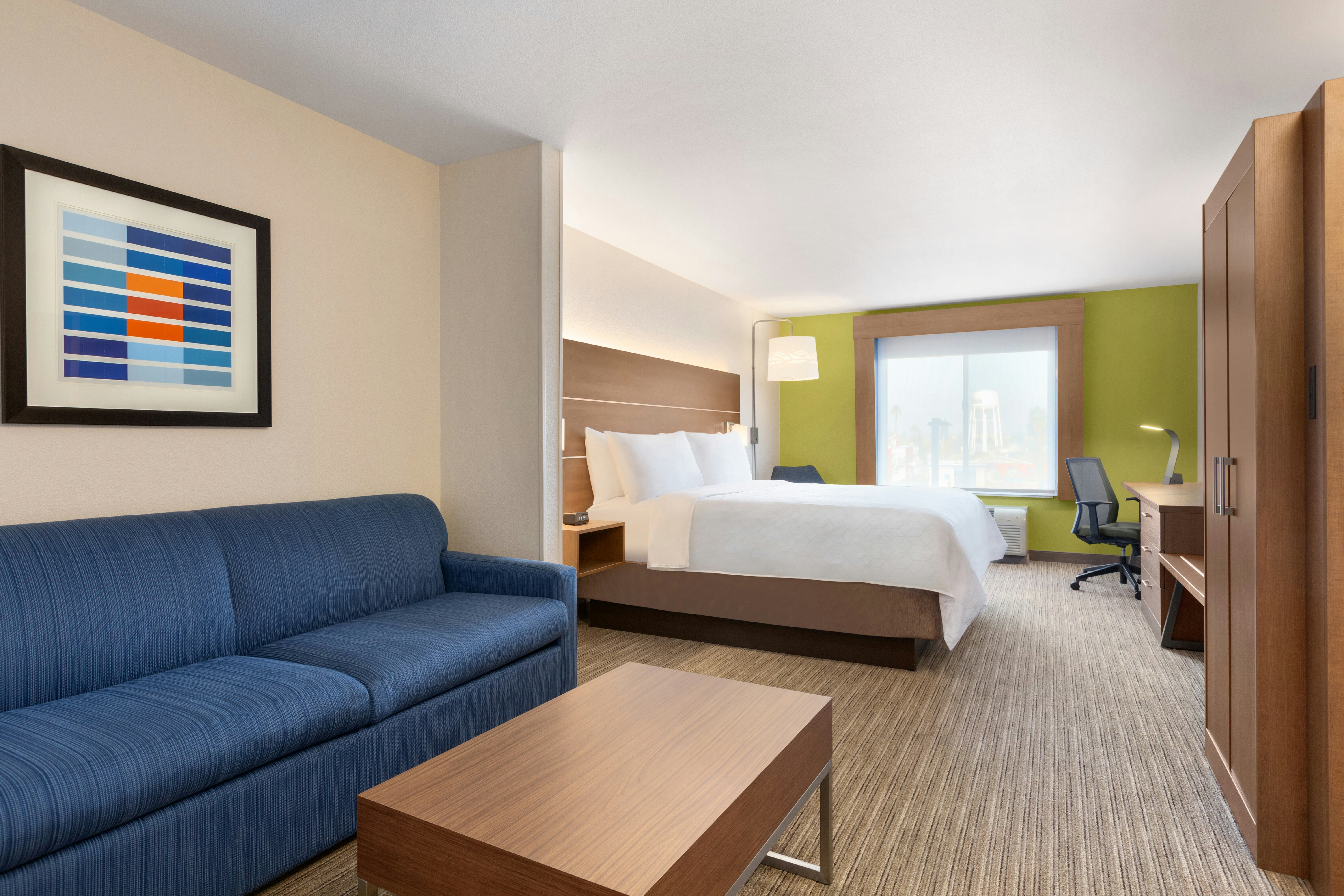 Suite, King Bed