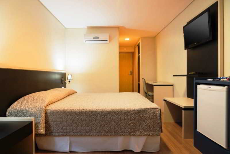 Financial Hotel BHZ 7/18