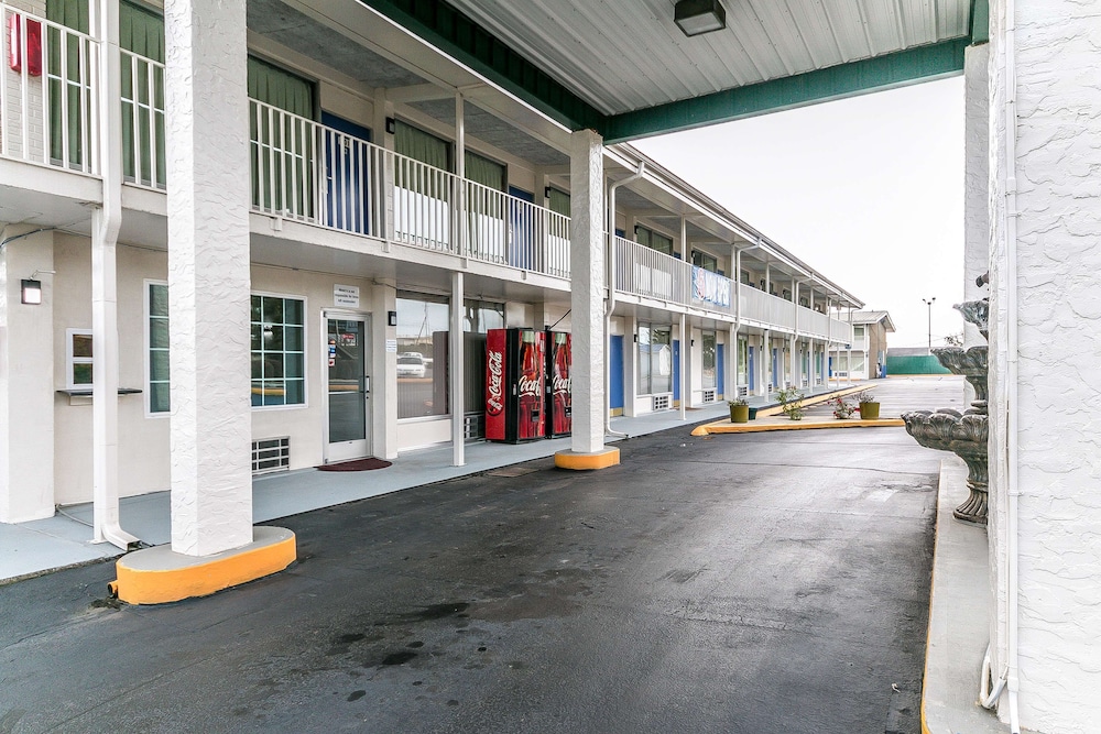 Motel6 Somerset, KY 24/29