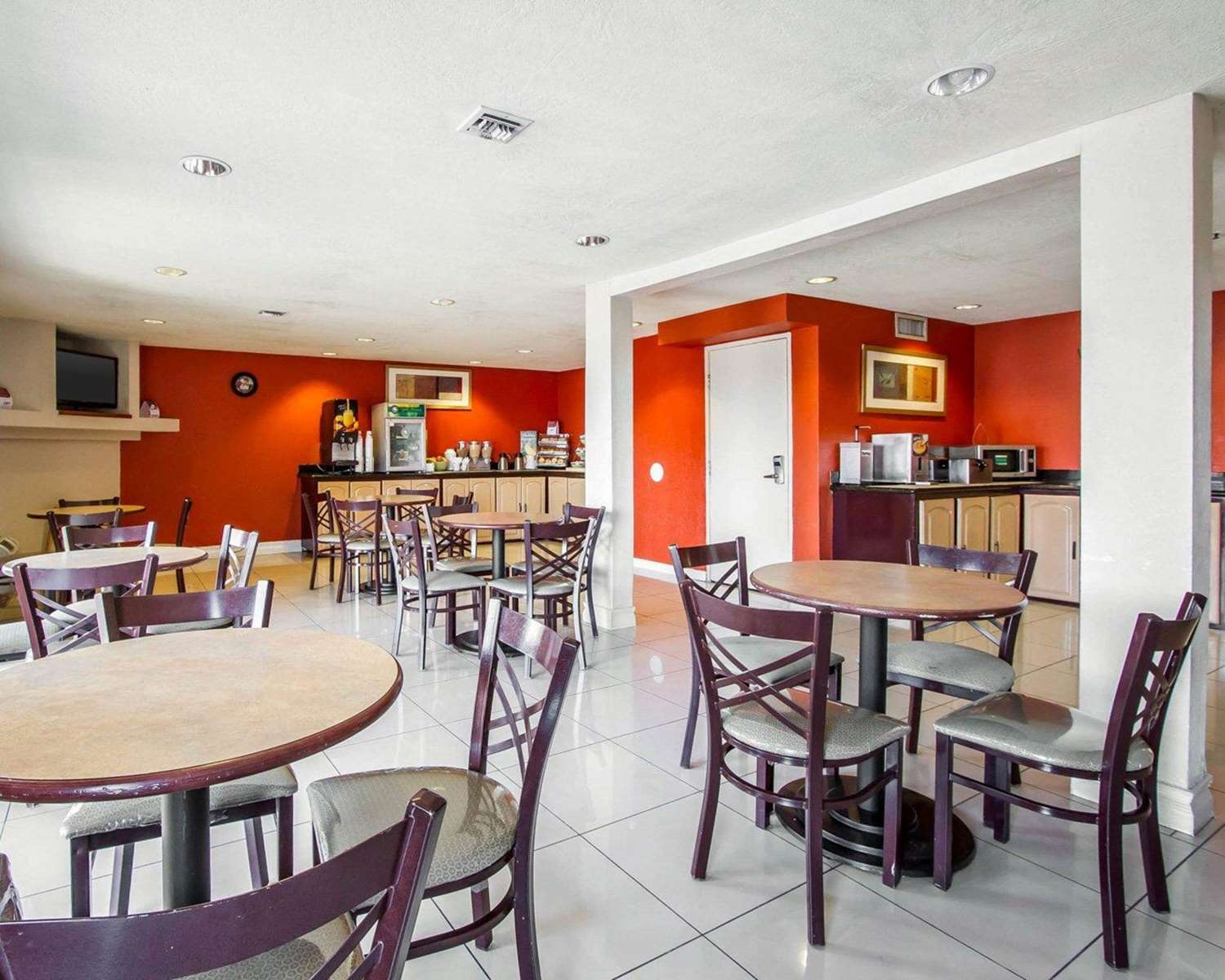 Quality Inn Tucson Downtown near Convention Center 33/42