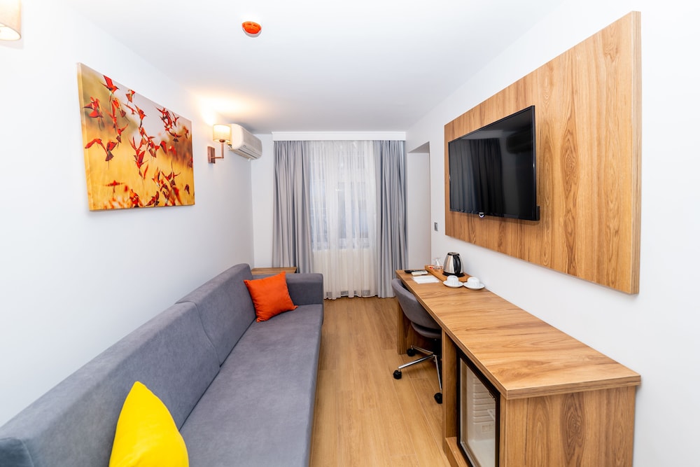 Business Life Hotel Bakirkoy 31/40