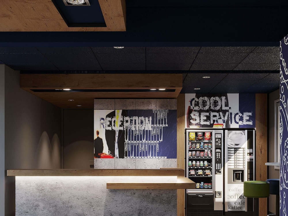 Ibis Budget Poitiers Nord Futuroscope 16/71