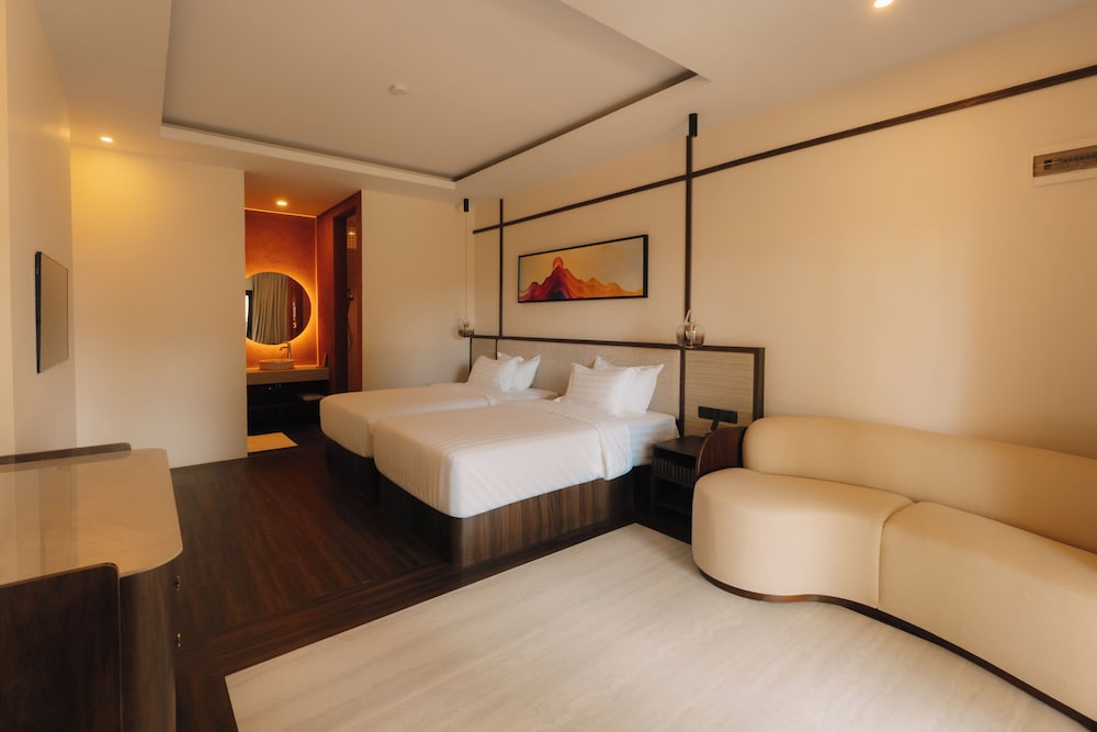 KTM Resort 19/50